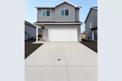 2516 38th Avenue S, Moorhead, MN 56560 - Photo 1