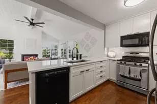 1314 N 5th St, Saint Peter, MN 56082 - Photo 9