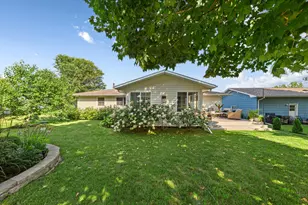 1314 N 5th St, Saint Peter, MN 56082 - Photo 29