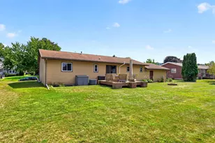1028 W Elm St, Lake City, MN 55041 - Photo 37
