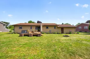 1028 W Elm St, Lake City, MN 55041 - Photo 35