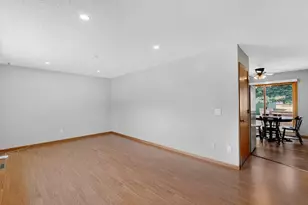 1028 W Elm St, Lake City, MN 55041 - Photo 5