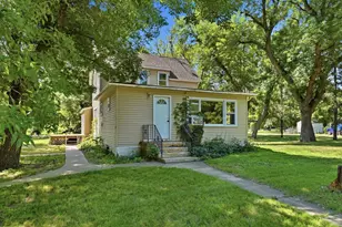 401 Dresden Ave S, Herman, MN 56248 - Photo 1