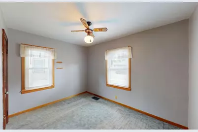 523 Freeborn Avenue, Albert Lea, MN 56007 - Photo 7