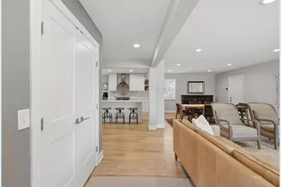 6113 Beard Avenue S, Edina, MN 55410 - Photo 5
