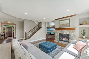 10 Crescent Ln, North Oaks, MN 55127 - Photo 5