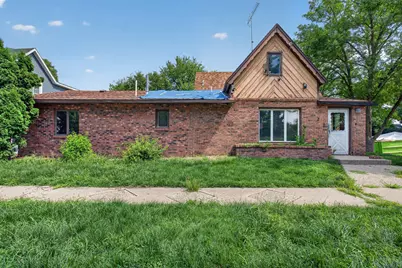 202 N Lincoln Street, Lake Crystal, MN 56055 - Photo 3