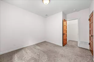 11605 Ivywood Trail, Woodbury, MN 55129 - Photo 41