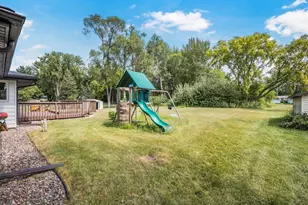 2958 Vanderbie St, Little Canada, MN 55117 - Photo 27