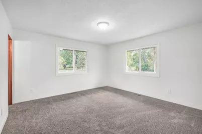2958 Vanderbie Street, Little Canada, MN 55117 - Photo 15