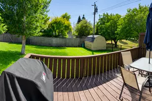 90 Forest Ave N, Fargo, ND 58102 - Photo 31