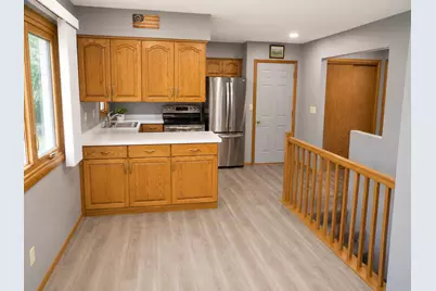 90 Forest Avenue N, Fargo, ND 58102 - Photo 11
