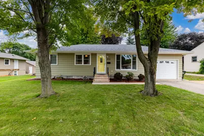 470 Union Street, Saint Peter, MN 56082 - Photo 1