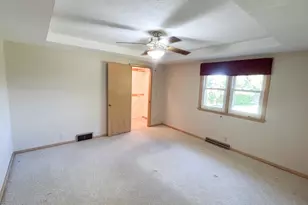 2425 East Ave, Worthington, MN 56187 - Photo 23