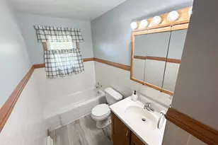 2425 East Ave, Worthington, MN 56187 - Photo 27
