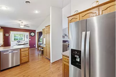 410 Fieldcrest Lane, Sartell, MN 56377 - Photo 7