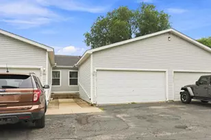 207 Shawnee Trail, Shakopee, MN 55379 - Photo 1