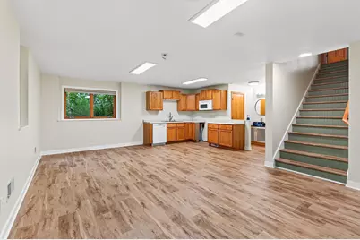 877 New Century Boulevard S, Maplewood, MN 55119 - Photo 33
