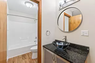 877 New Century Blvd S, Maplewood, MN 55119 - Photo 43