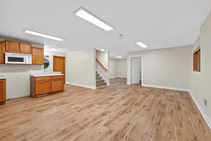 877 New Century Blvd S, Maplewood, MN 55119 - Photo 37