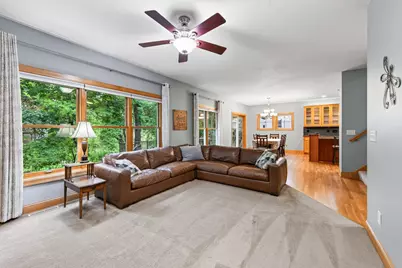 877 New Century Boulevard S, Maplewood, MN 55119 - Photo 9