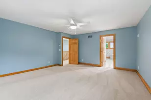 877 New Century Blvd S, Maplewood, MN 55119 - Photo 19