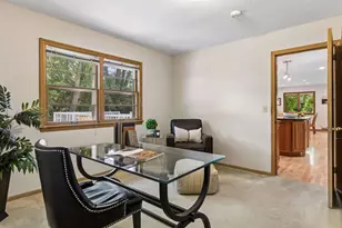 12915 Lone Oak Dr, Minnetonka, MN 55305 - Photo 17