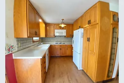 318 2nd Avenue NW, Cook, MN 55723 - Photo 9