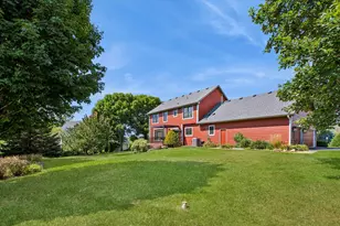 8906 Almquist Way, Inver Grove Heights, MN 55077 - Photo 41