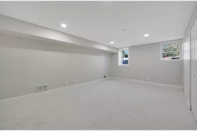 6435 Vincent Avenue S, Richfield, MN 55423 - Photo 17