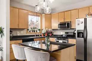 301 Oak Grove St, Minneapolis, MN 55403 - Photo 11