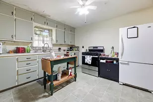 561 E Belleview St, Winona, MN 55987 - Photo 7