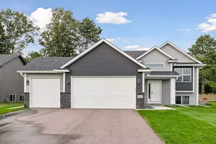 1063 Bellaire Blvd NW, Isanti, MN 55040 - Photo 3