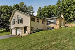 700 8th St SW, Pine Island, MN 55963 - Photo 3