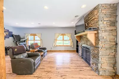9225 Merrill Road, Hibbing, MN 55746 - Photo 33
