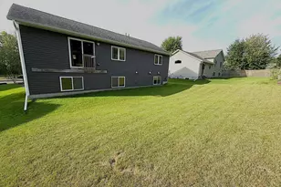 3221 Lakeridge Dr N W, Rochester, MN 55901 - Photo 5