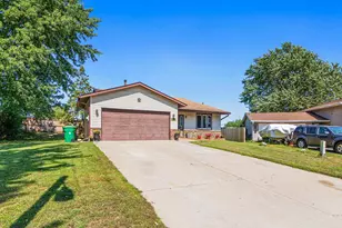 1916 84th Ave N, Brooklyn Park, MN 55444 - Photo 3