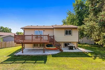 1916 84th Avenue N, Brooklyn Park, MN 55444 - Photo 5