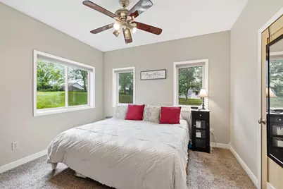 924 Firethorne Trail, Jordan, MN 55352 - Photo 27