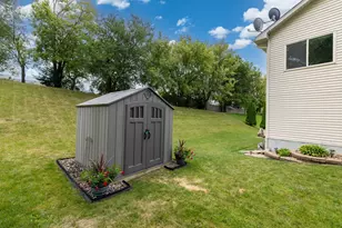 924 Firethorne Trail, Jordan, MN 55352 - Photo 9