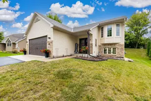 924 Firethorne Trail, Jordan, MN 55352 - Photo 3