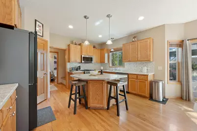 1774 Fox Run, Shakopee, MN 55379 - Photo 15