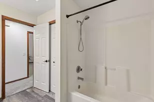 13049 Penn Ave S, Burnsville, MN 55337 - Photo 15