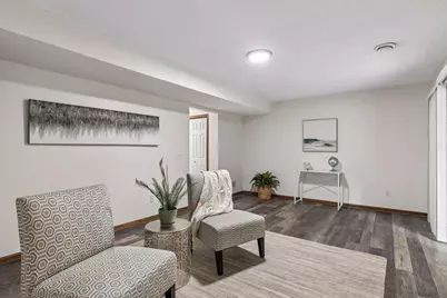 13049 Penn Avenue S, Burnsville, MN 55337 - Photo 9