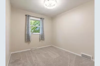 64 Cedar Street E, Motley, MN 56466 - Photo 11