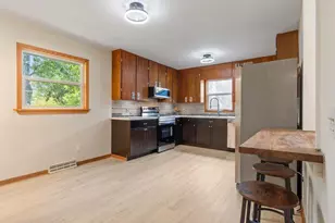 64 Cedar St E, Motley, MN 56466 - Photo 5