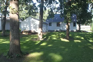 202 4th St NW, Rose Creek, MN 55970 - Photo 5