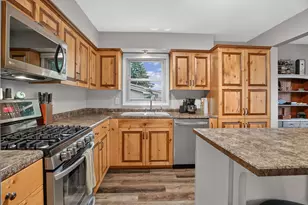 122 Monroe St N, Prescott, WI 54021 - Photo 5