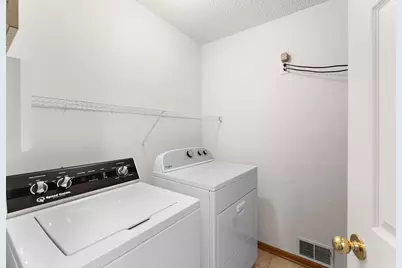 1610 Woodlynn Avenue #3, Maplewood, MN 55109 - Photo 39
