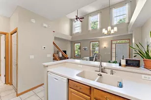 1610 Woodlynn Ave, Maplewood, MN 55109 - Photo 17